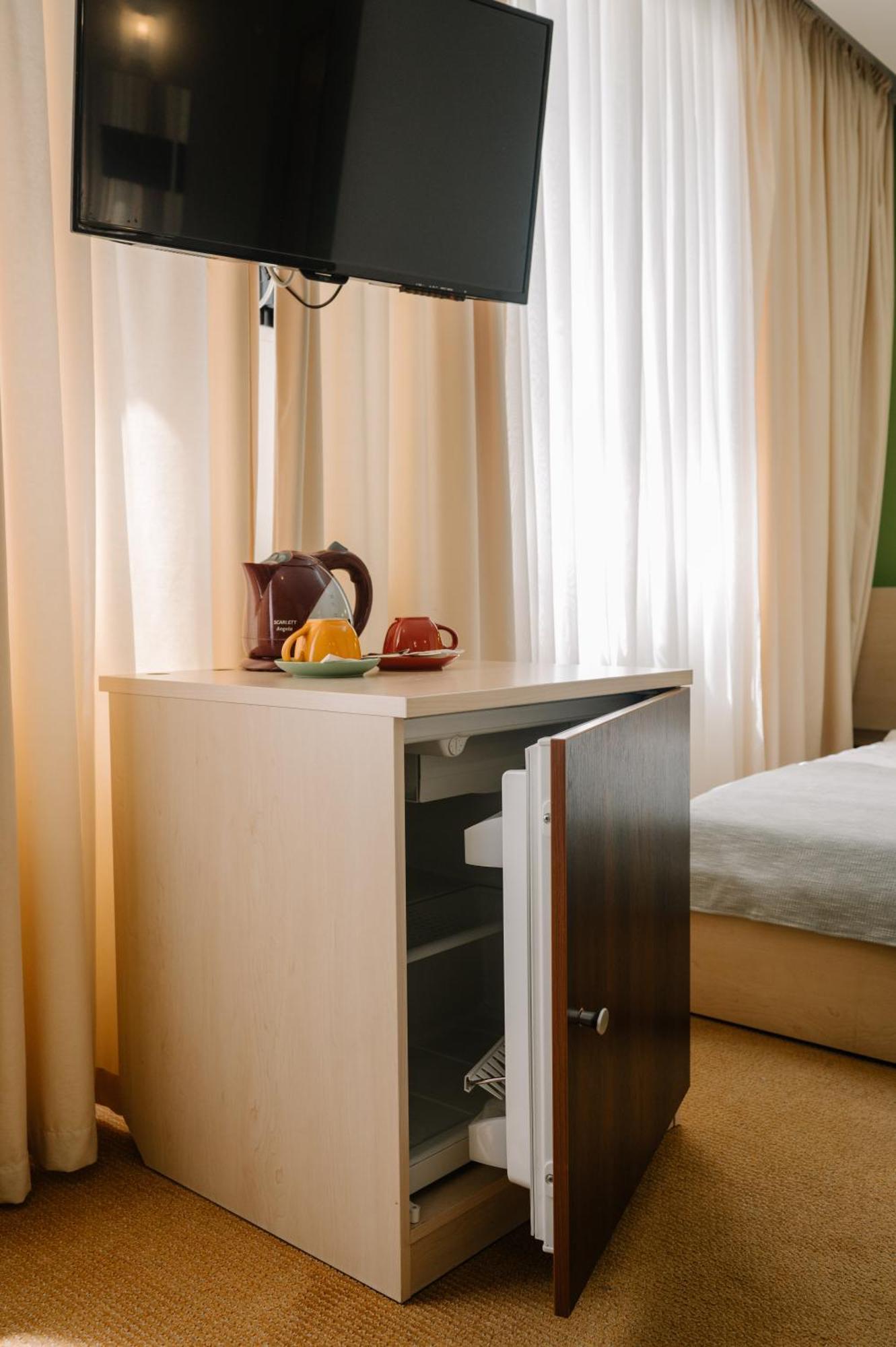 7 Days Hotel Kamyanets-Podilskyi Kültér fotó